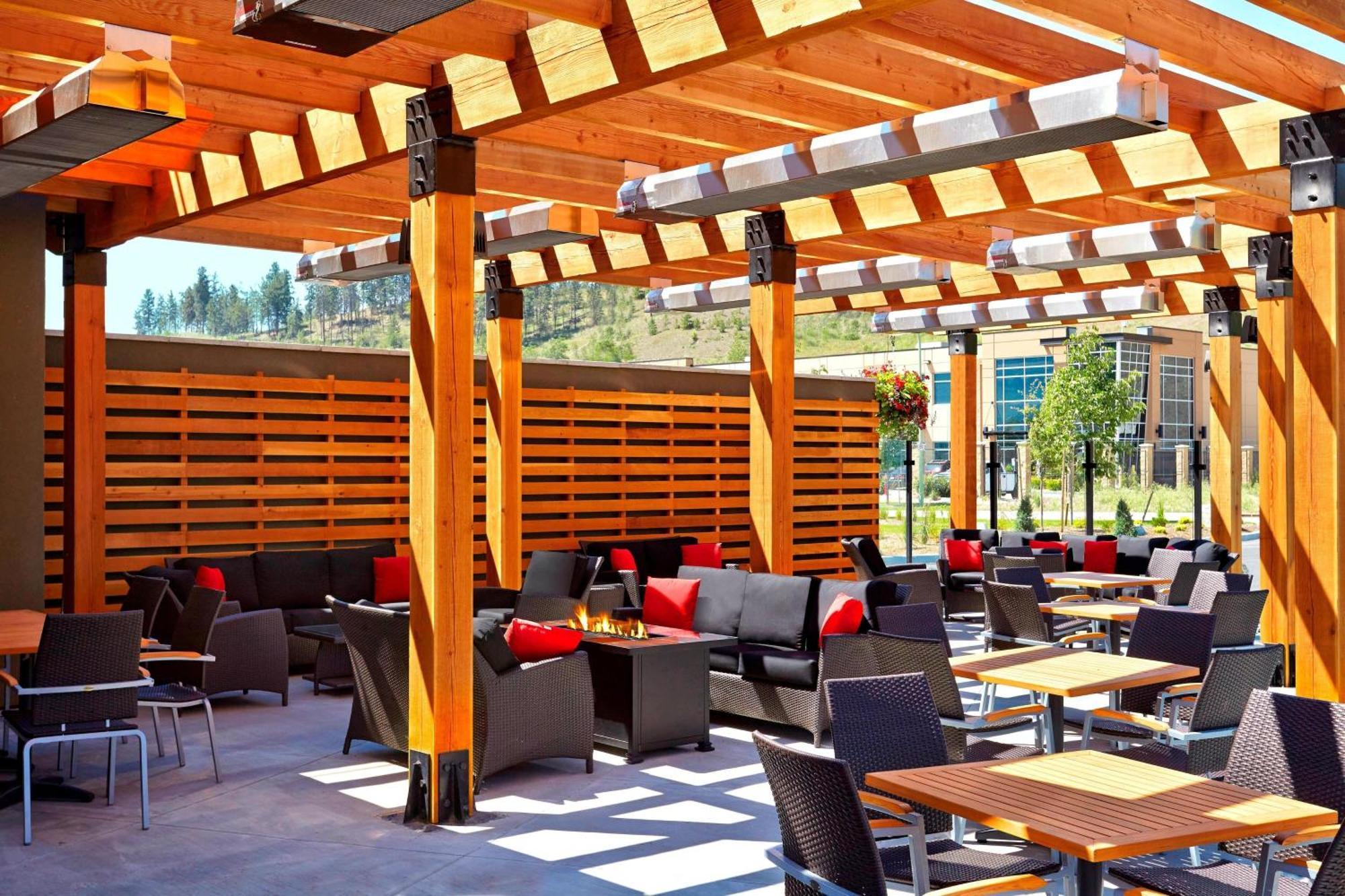 Four Points By Sheraton Kelowna Airport Exterior foto
